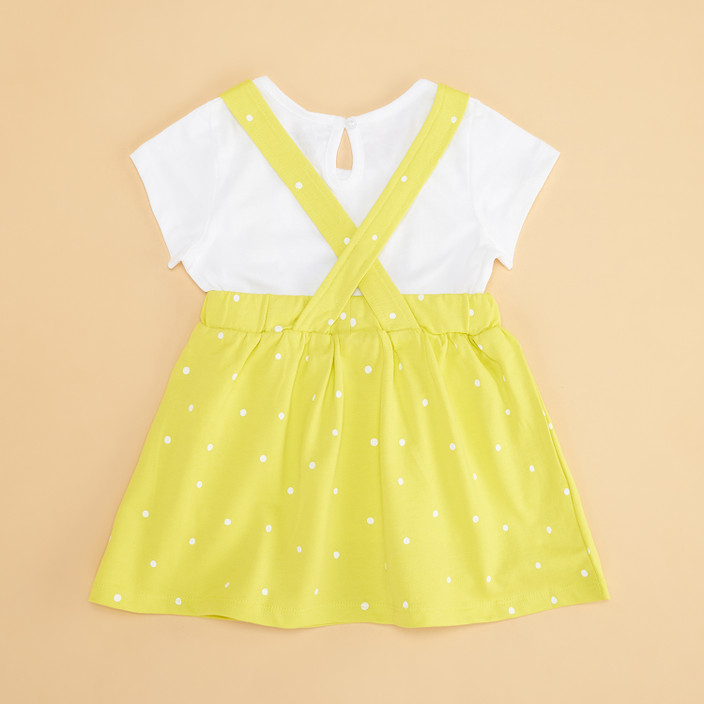 Pantaloons Baby Baby Girls Casual T-shirt Skirt Price in India