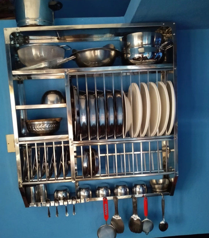 Bartan Stand Wall Mounted Kitchen Rack Steel Jelly World Utensil