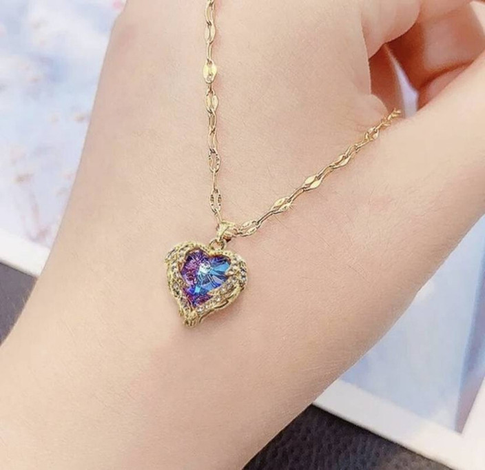 Gleve Purple zircon crystal ocean heart pendant with chain rose gold  necklace Crystal Gold-plated Plated Brass Necklace Price in India - Buy  Gleve Purple zircon crystal ocean heart pendant with chain rose