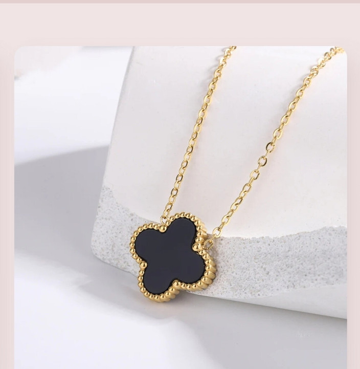 V FASHION JEWELLERY Fashion Jewelry Gold Plated Necklace Pendant