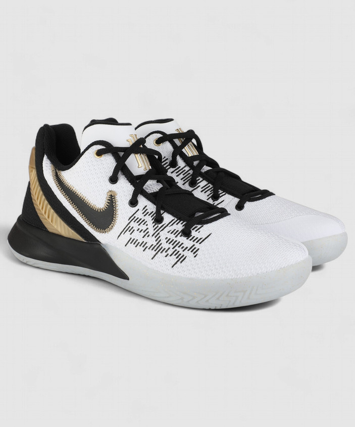 sepatu kyrie irving