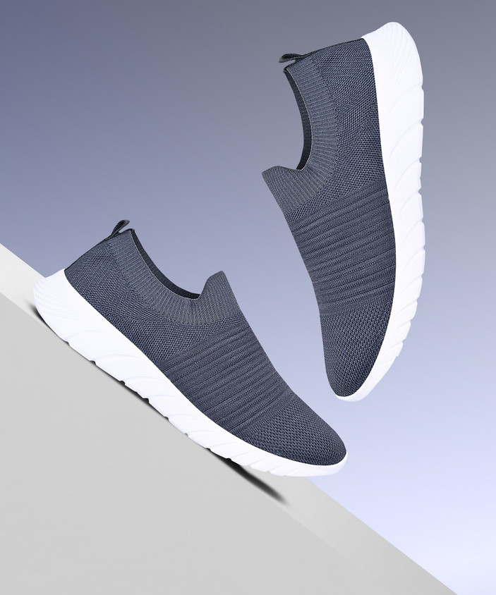 TPENT STYLISH LIGHT WEIGHT SPORTS SHOES FOR BOYS/MEN Slip On Sneakers For  Men