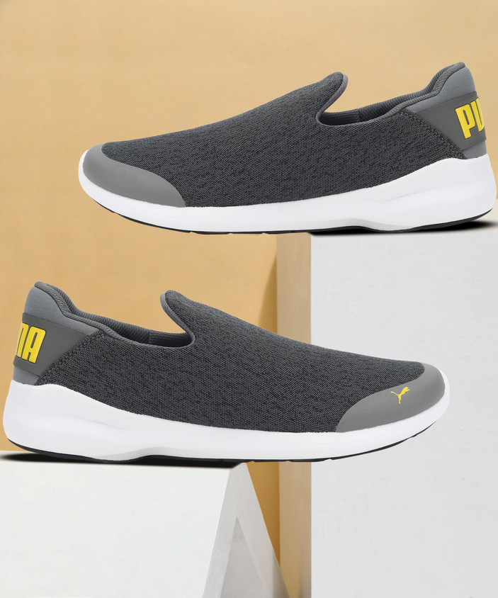 Puma Dynamite Puma Slip On Sneakers 01 PUMA Stride Evo V1 Slip On