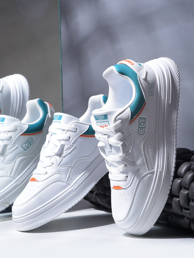 Myntra Calcetto Men Shoes CALCETTO Lightweight Casual Men's