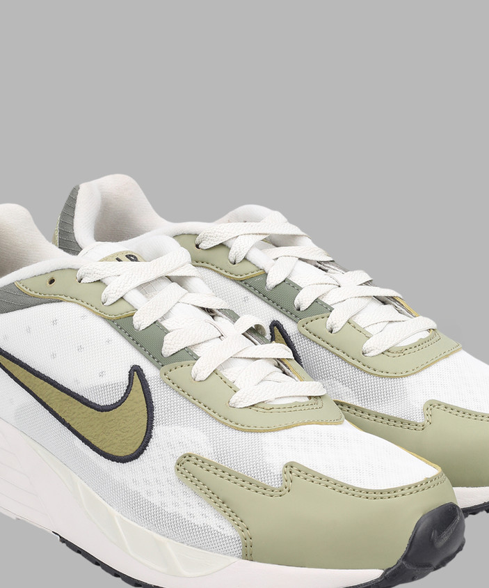 nike division trainers