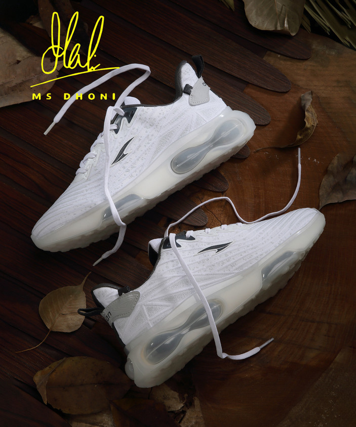 Comfortable Shoes Best White Walking Shoes 15 Best White Sneakers