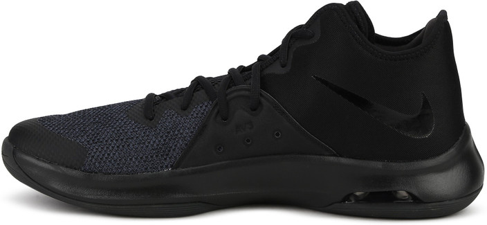 nike air versatile 3 basketball shoes