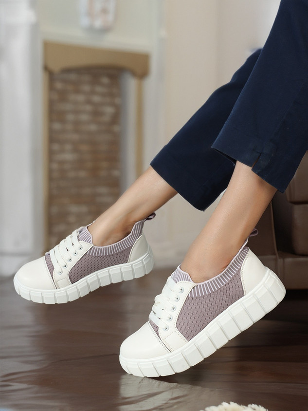 Roadster Lifestyle Women Black Purple Colourblocked