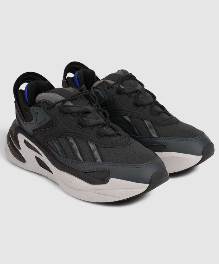 Athletic Sneakers Scarpe Adidas Yeezy 700 Blu Adidas Yeezy 700 - Main Image