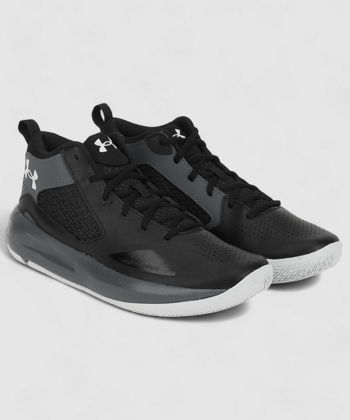 Under Armour Best Basketball Shoes To Play In 2021 Under Armour