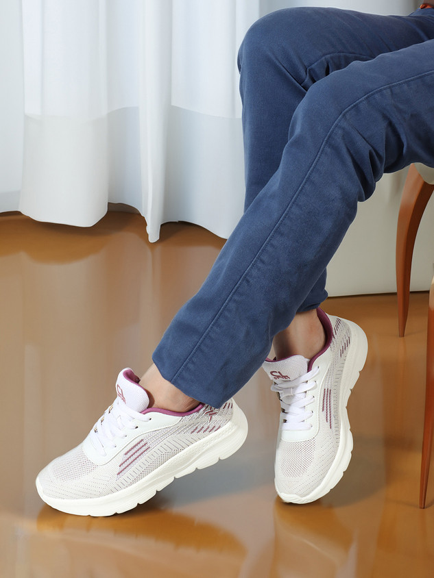 CARLTON LONDON Women Mesh Flyknit Technology Lace-Up Sports Shoes Running  Shoes For Women