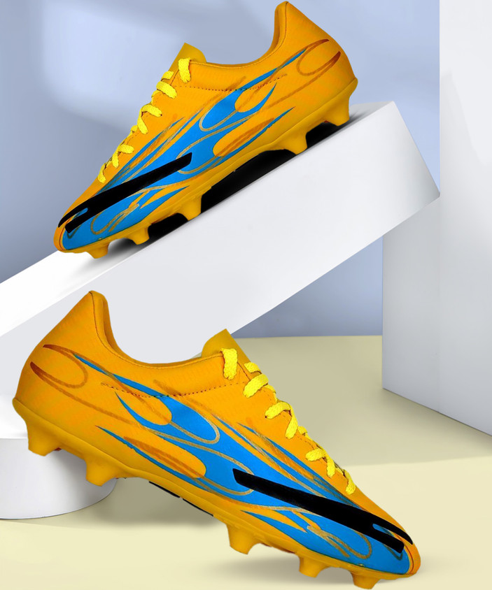 SEGASTAR NEW SPRA Football Shoes For Men