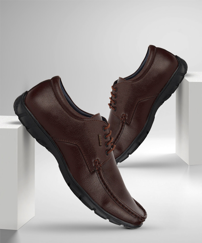 Lace Up Brown Formal Shoes Flipkart Bata BOSS-VIVID Lace Up For Men