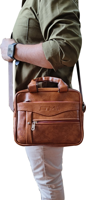 Crossbody Bag 11 Inch Leather Messenger Bag In Black Martens