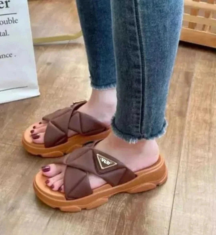 Hairy Palm Slippers In Nigeria Crochet Stitches Quick Crochet