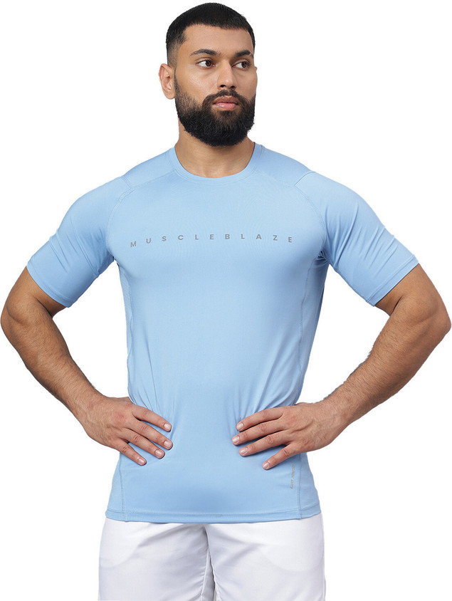 MUSCLEBLAZE Solid Men Round Neck Blue T-Shirt