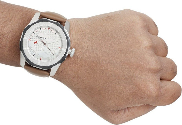 White Dial Fastrack Watch 3099sl01 Fastrack 3099sl01 Leather
