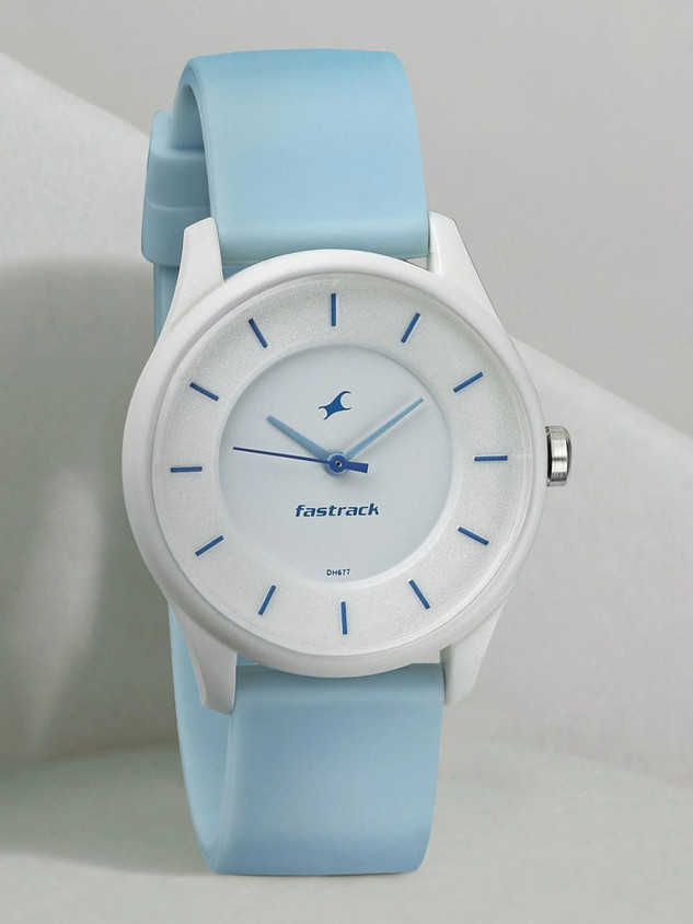 Wrist Best Fastrack Watch Under 1000 Fastrack 68007PP01 Trendies
