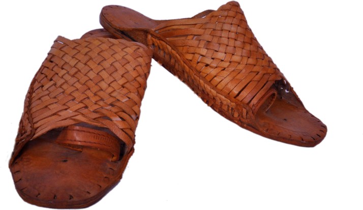 kolhapuri chappal men flipkart