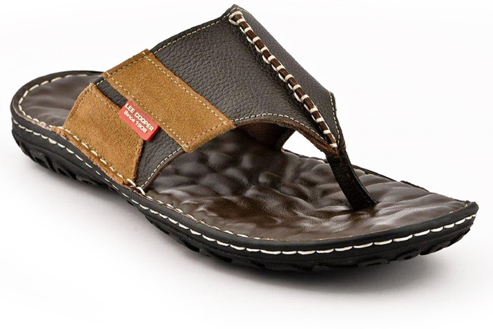 lee cooper chappals online
