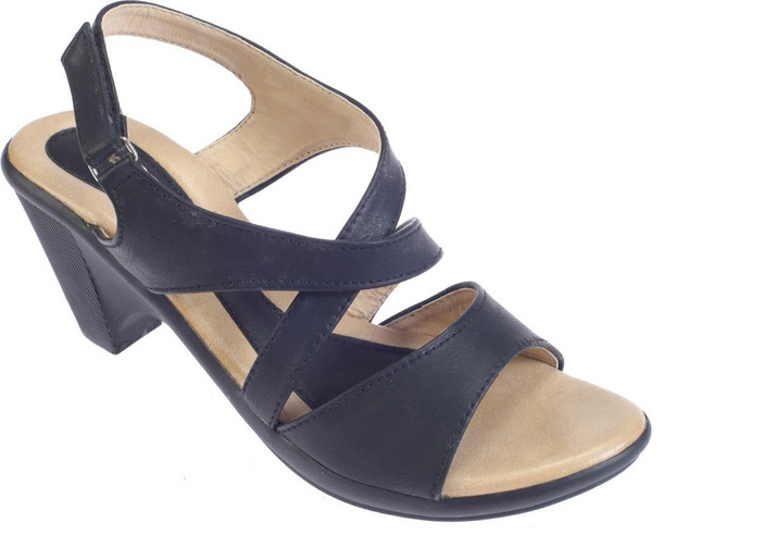 khadims block heels
