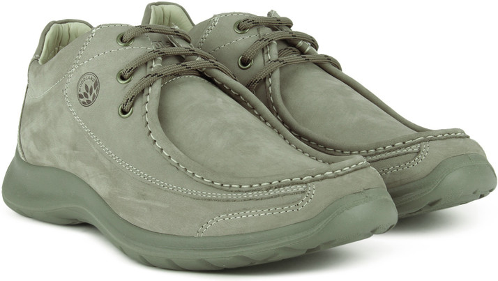 casual woodland shoes