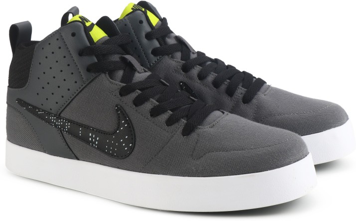 nike liteforce black sneakers