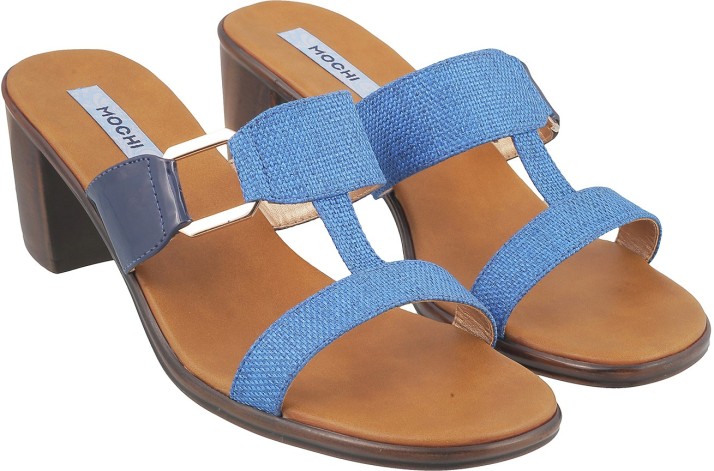 mochi sandals flipkart