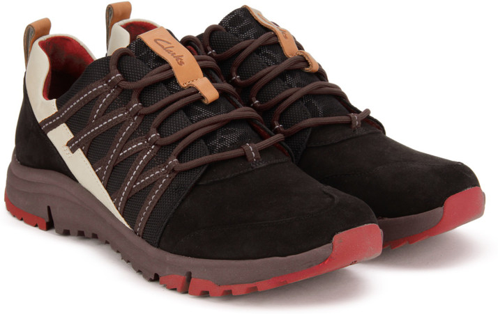 clarks tri trail trainers