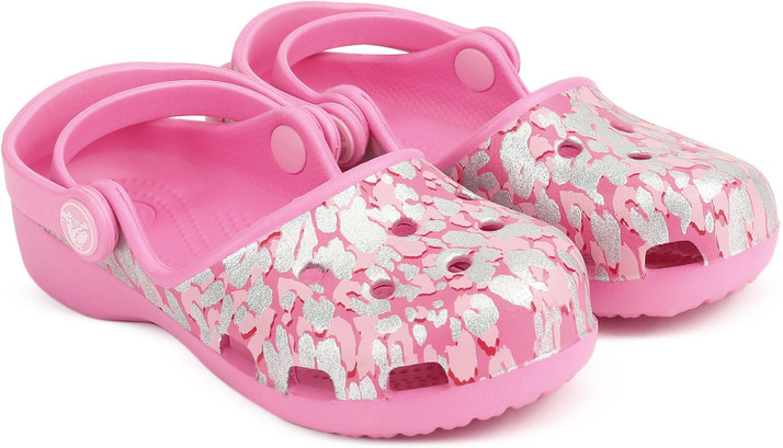 crocs girls sandals