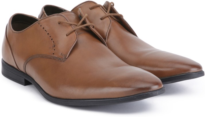 clarks formal shoes flipkart