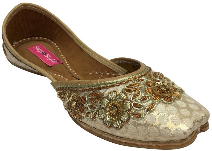 Step n Style Women Khusa Genuine Leather Sandal Indian Traditional Jutti Khussa Shoe 