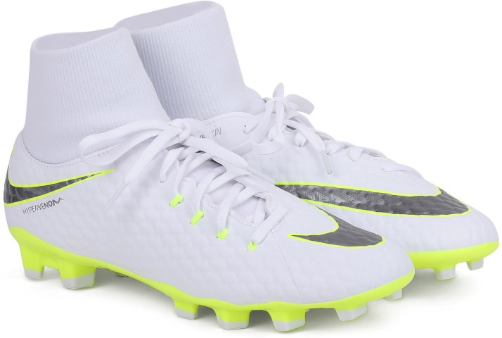 flipkart football boots nike