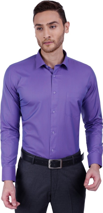 violet shirt