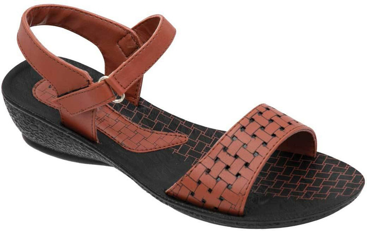vkc walkaroo ladies shoes