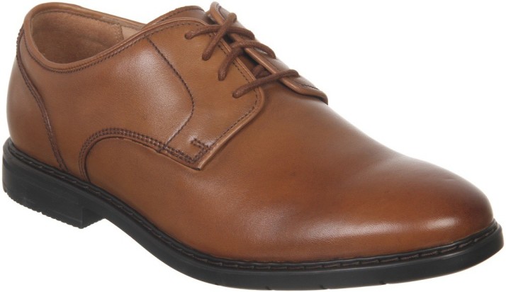 clarks formal shoes flipkart