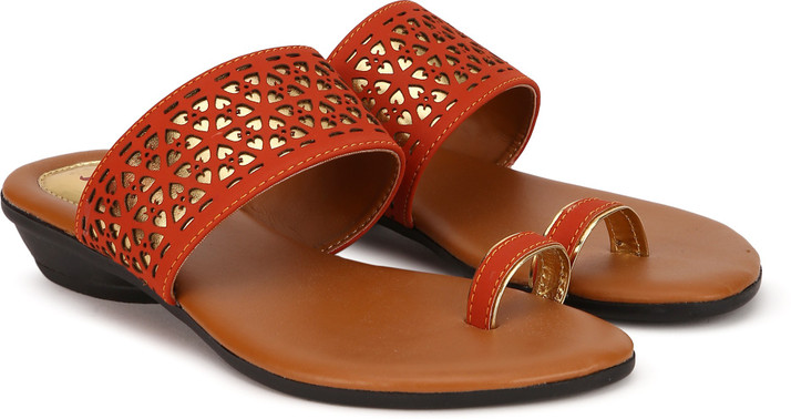 bata toe ring sandals