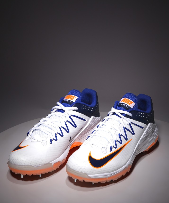 nike domain 2 cricket spikes shoes