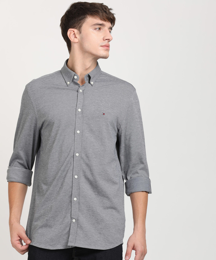 grey tommy hilfiger shirt