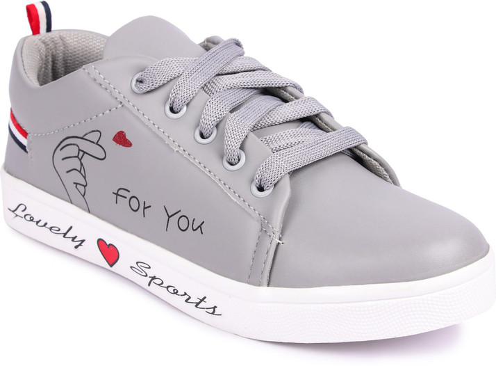 casual shoes on flipkart