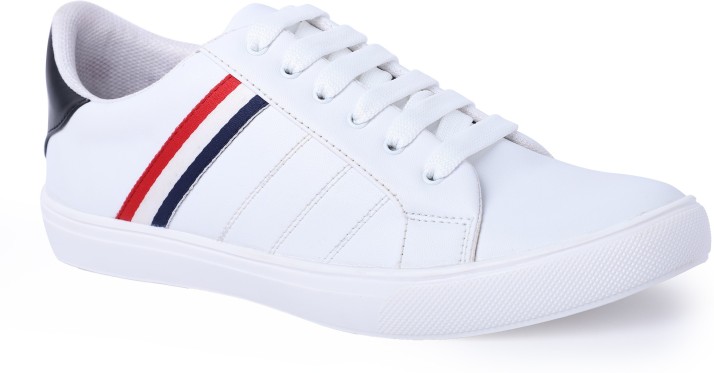 men sneakers flipkart