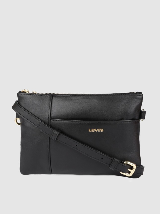 levi's purse price