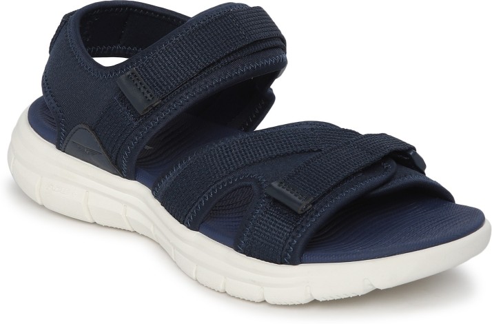 lacoste sliders navy