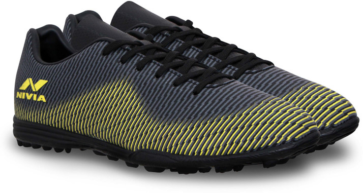 nivia premier carbonite football shoes