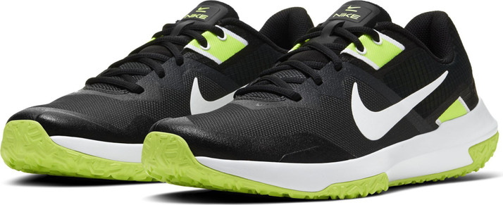 nike varsity compete 3 tr men's training shoes