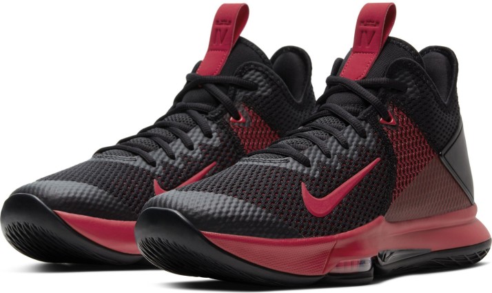 nike lebron flipkart