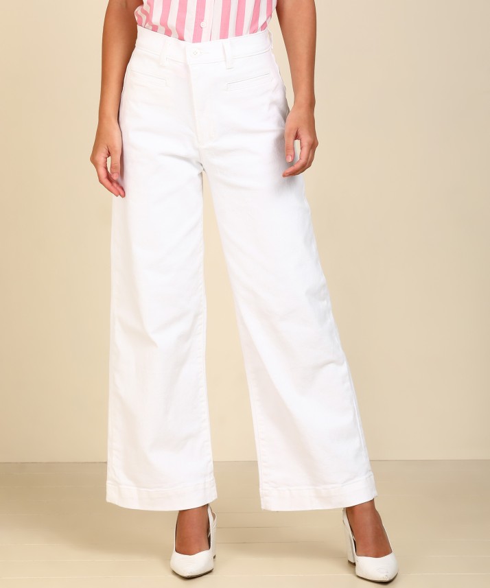 levis white flare jeans