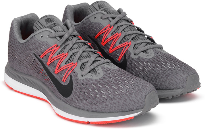 nike winflo 8 flipkart