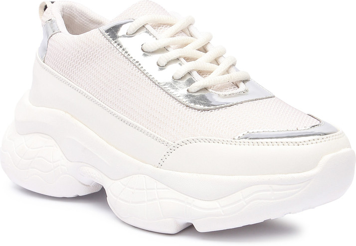 sports shoes for womens flipkart