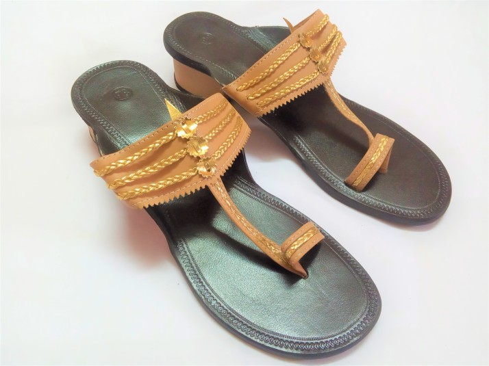 black chappal for ladies